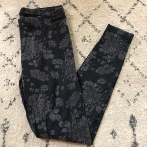 Floral leggings